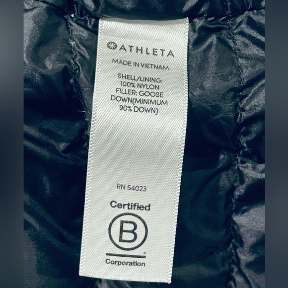 Athleta Downkind black down Puffer Jacket S - Picture 7 of 7